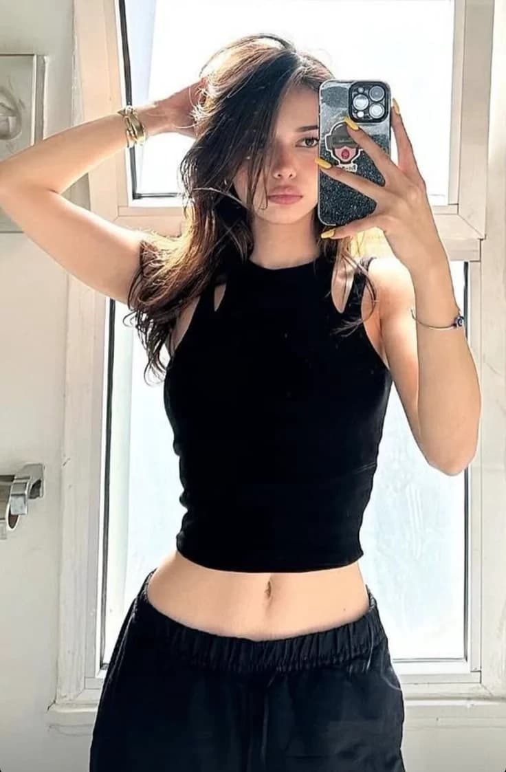 Chloe 2